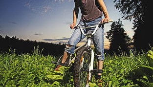 开云体育备用网址-世界青少年自行车公路赛在云南实现突破，2021青少年自行车赛事